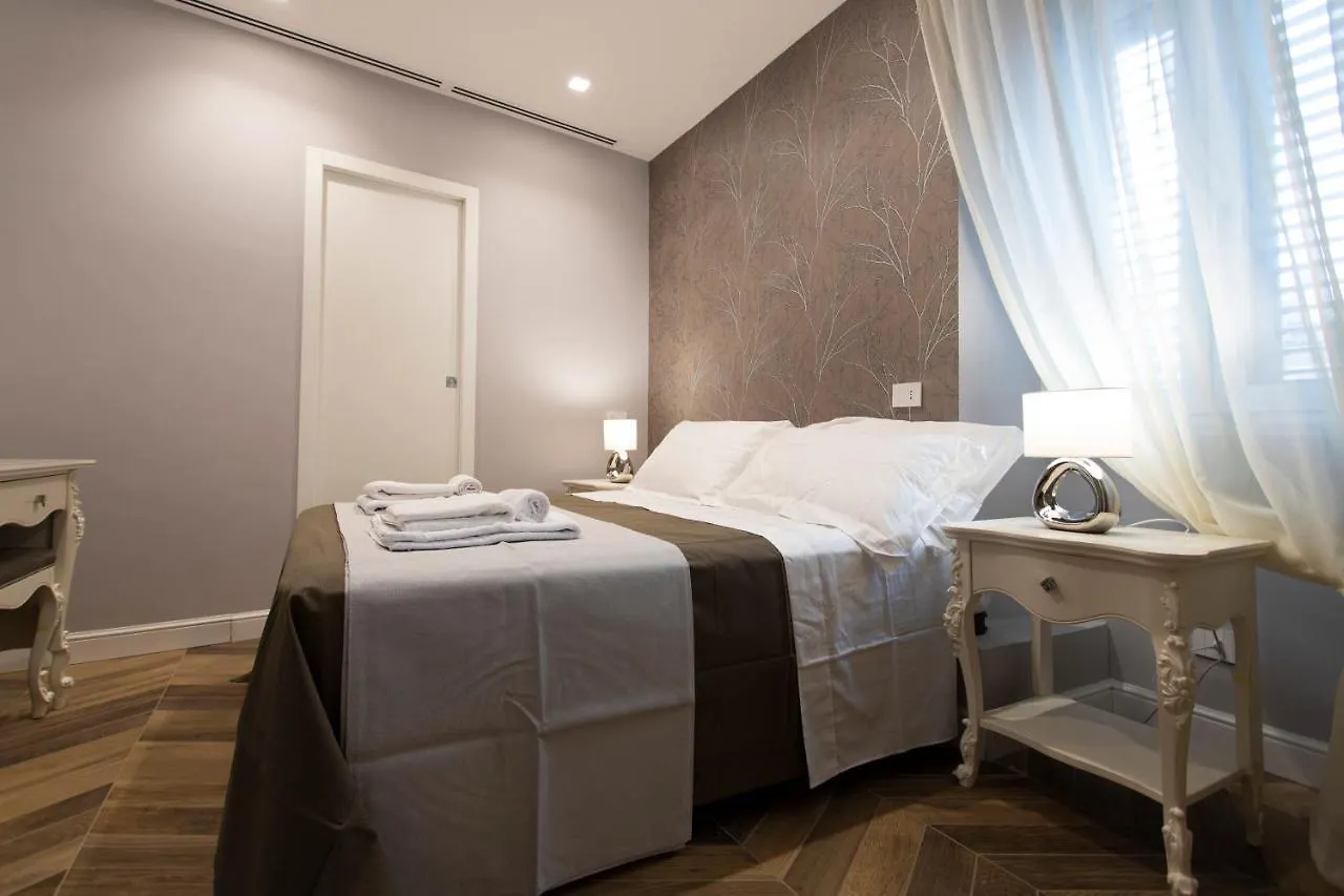 B&B Palazzo Fracassini Roma Affittacamere