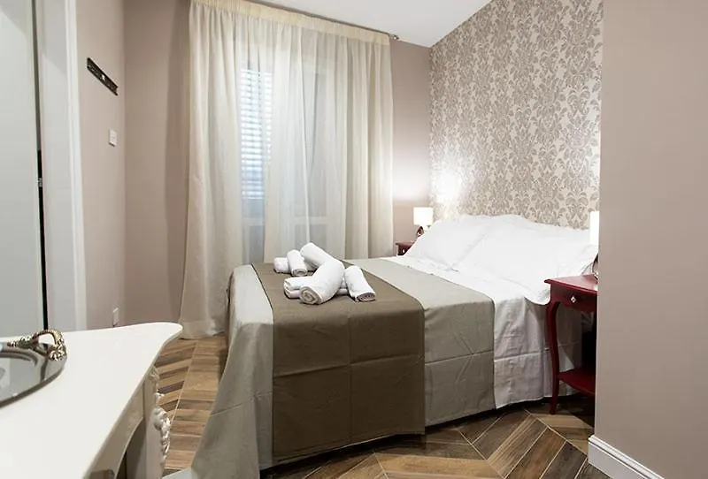 B&B Palazzo Fracassini Rzym