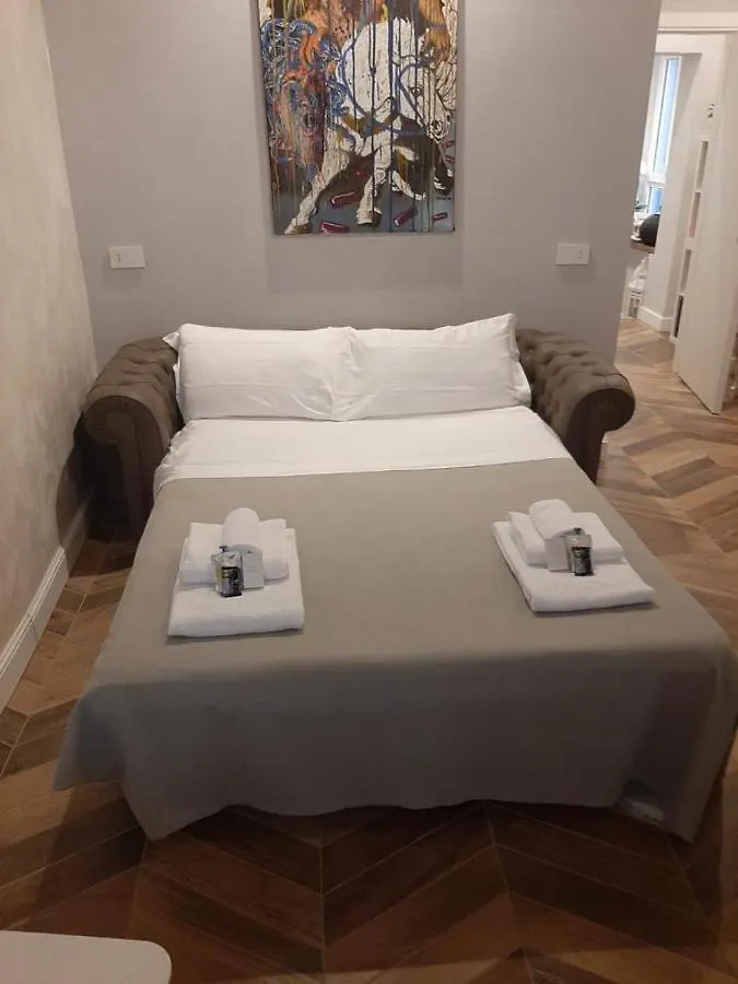 B&B Palazzo Fracassini Rome Guest house